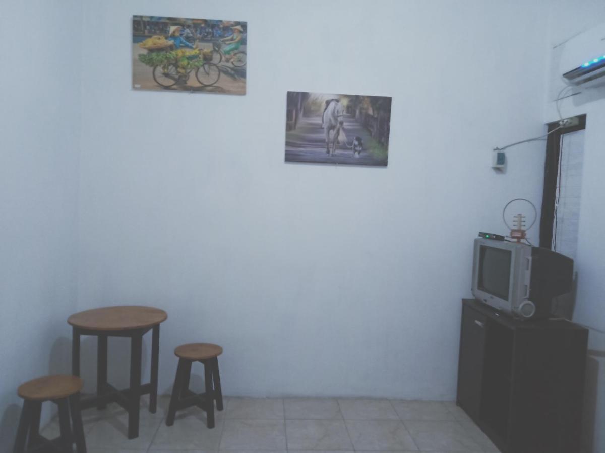 Готель Kost Backpacker Сідоарджо Екстер'єр фото